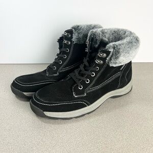 Tundra Surrey Lace Up Style Faux Fur Lined Women's size 9 Boots Black